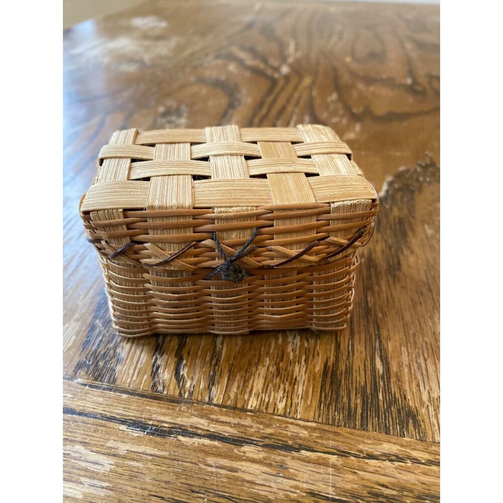 Vintage Basket Tiny Woven Box With Lid Handmade